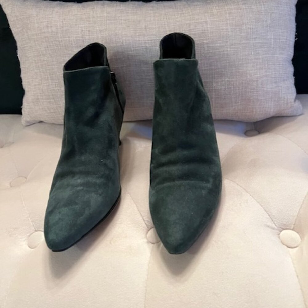 Manu Mari Hunter Green Kitten Heel Suede Zipper Booties Size 6